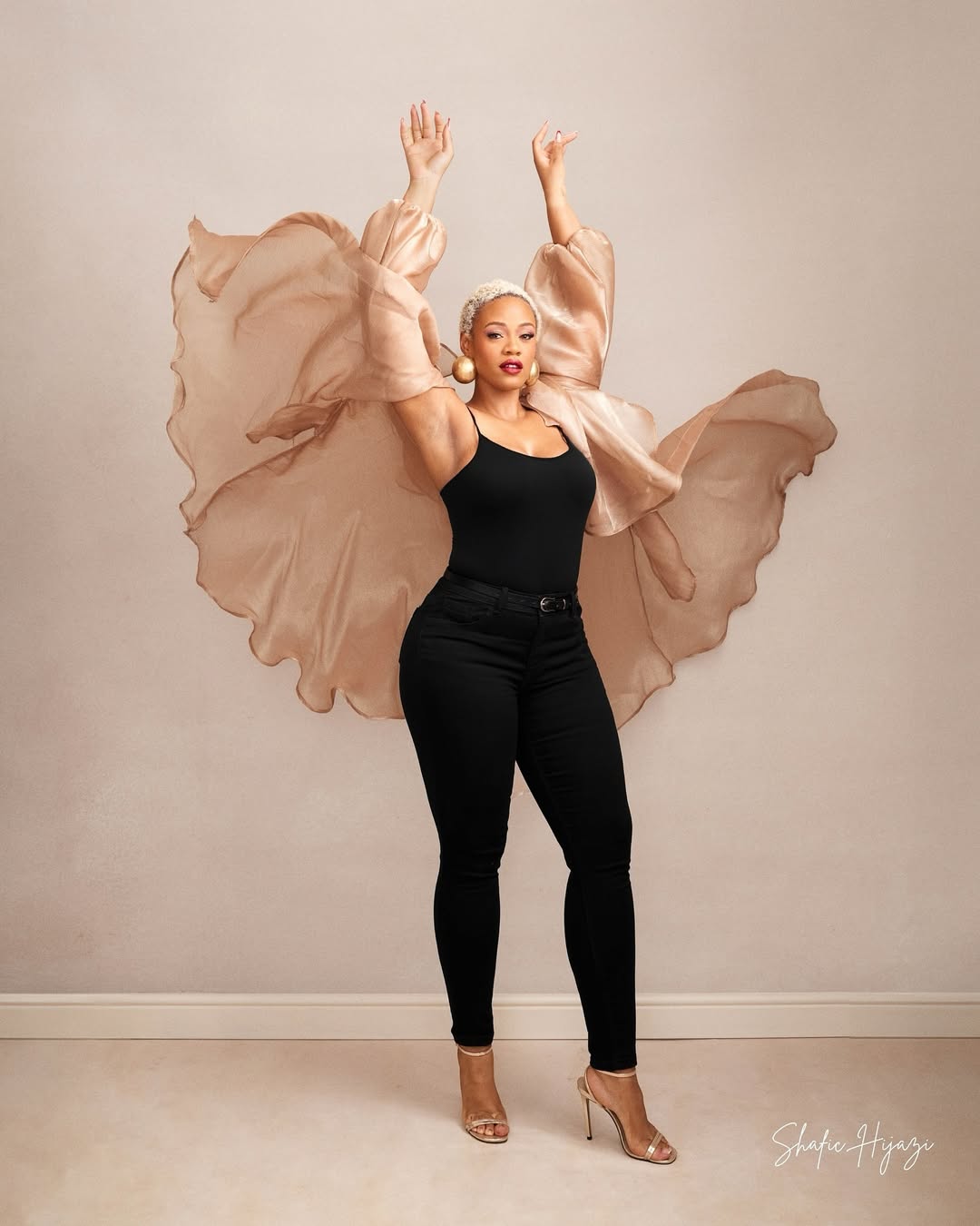Lauretta Evans-Anfom — portraits — makeup by Kaladata Beauty